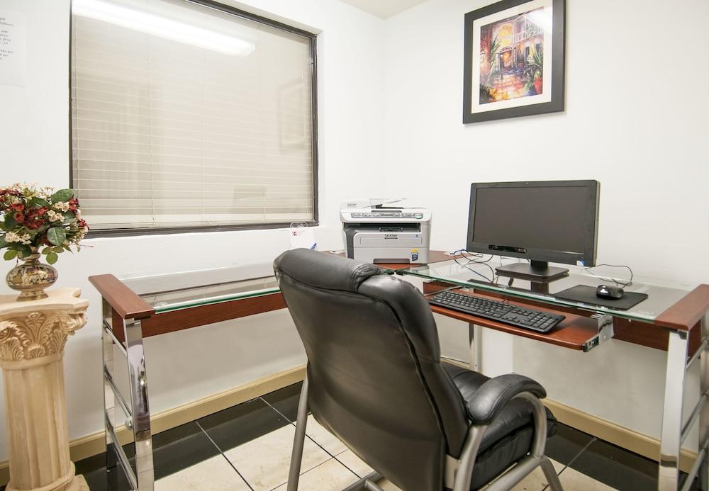 Governors Suites Hotel Oklahoma City Airport Area Ngoại thất bức ảnh