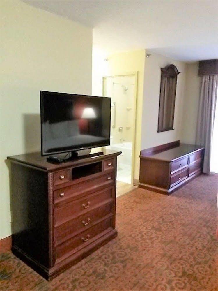 Governors Suites Hotel Oklahoma City Airport Area Ngoại thất bức ảnh